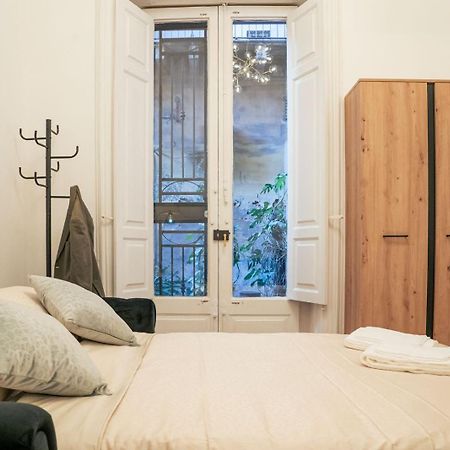 Elegant Design Apartment In Historical City Center كاتانيا المظهر الخارجي الصورة